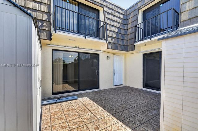 1534 Forest Lakes Cir A, West Palm Beach, FL 33406