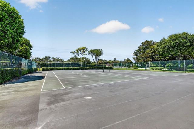 1534 Forest Lakes Cir A, West Palm Beach, FL 33406