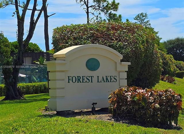 1534 Forest Lakes Cir A, West Palm Beach, FL 33406