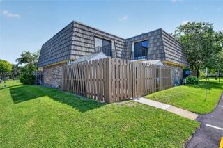 1534 Forest Lakes Cir A, West Palm Beach, FL 33406
