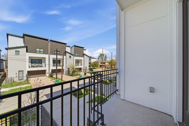 2720 Rosalie Street, Houston, TX 77004