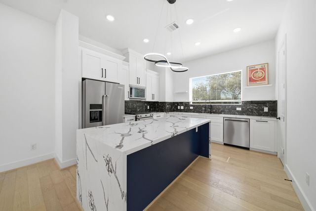 2720 Rosalie Street, Houston, TX 77004