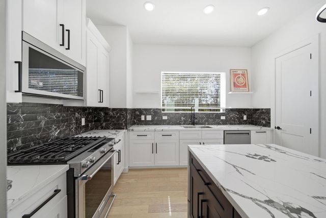 2720 Rosalie Street, Houston, TX 77004