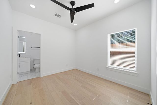 2720 Rosalie Street, Houston, TX 77004