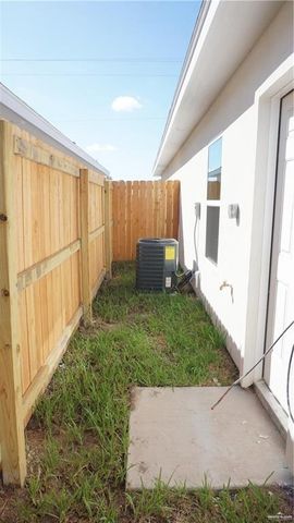 2918 W Kenwood Street 2, Edinburg, TX 78541