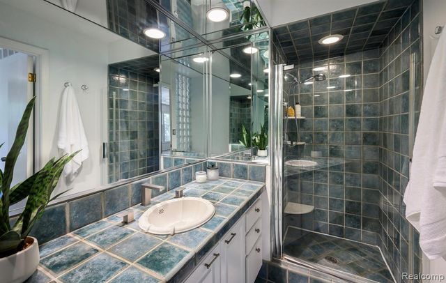 150 Billingsgate Court Unit D, Bloomfield Hills, MI 48301