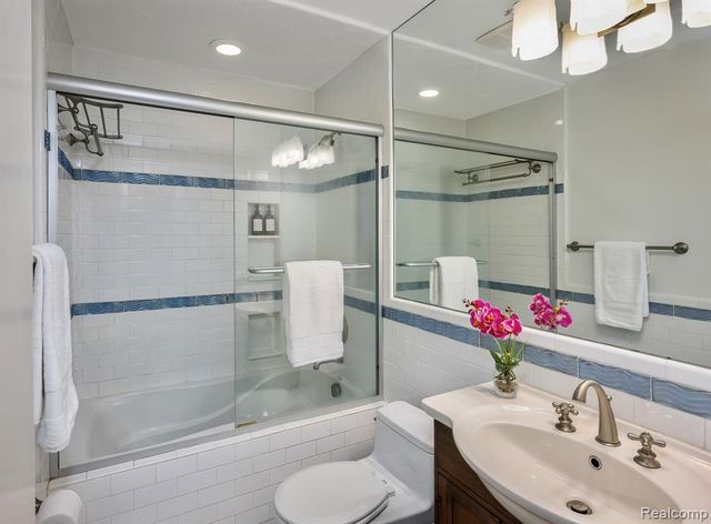 150 Billingsgate Court Unit D, Bloomfield Hills, MI 48301