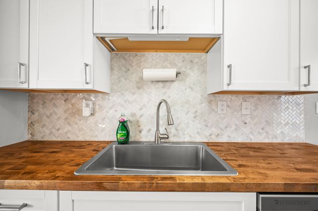 1999 Baldwin Drive, Niles, MI 49120