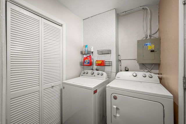 1999 Baldwin Drive, Niles, MI 49120