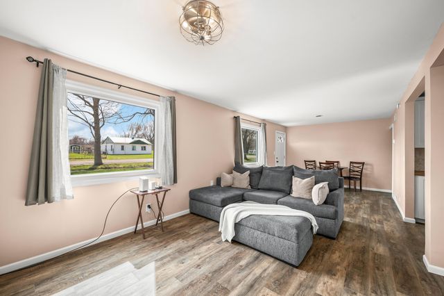 1999 Baldwin Drive, Niles, MI 49120