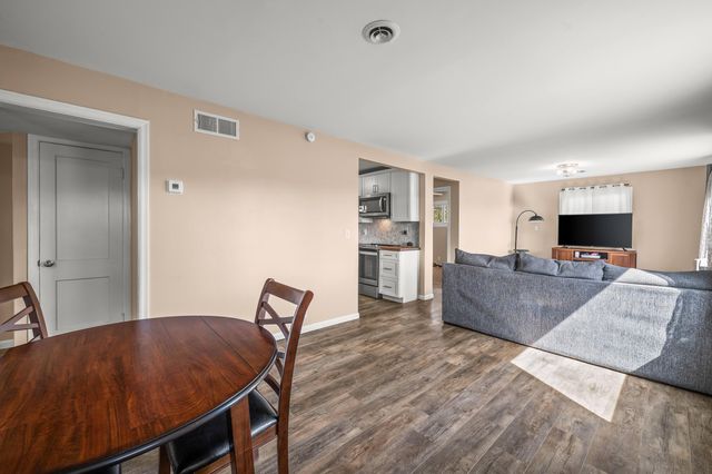 1999 Baldwin Drive, Niles, MI 49120