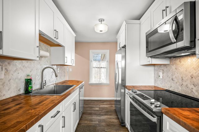 1999 Baldwin Drive, Niles, MI 49120