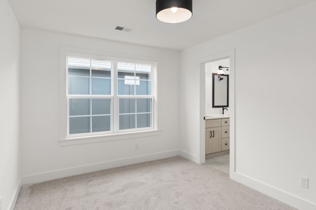 241 Nesbitt lane, Madison, TN 37115