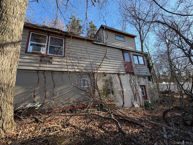 186 S Route 303, Congers, NY 10920