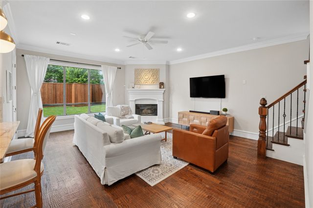 6112 Penrose Avenue, Dallas, TX 75214
