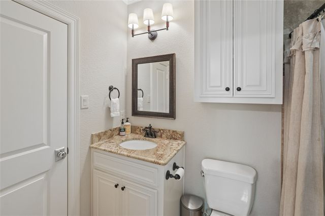 6112 Penrose Avenue, Dallas, TX 75214