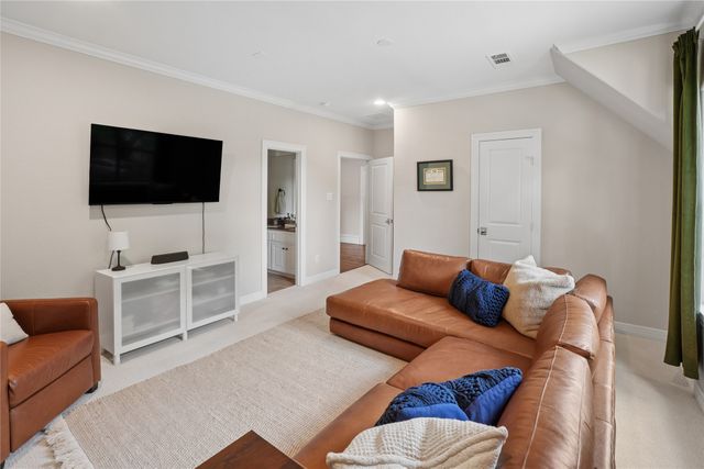 6112 Penrose Avenue, Dallas, TX 75214