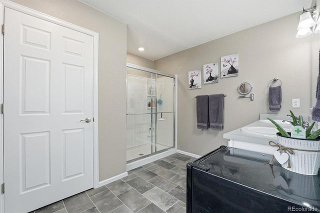 6047 N Halifax Court, Aurora, CO 80019