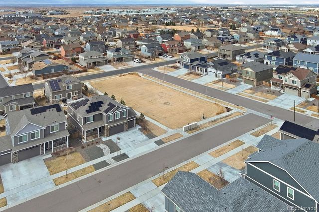 6047 N Halifax Court, Aurora, CO 80019