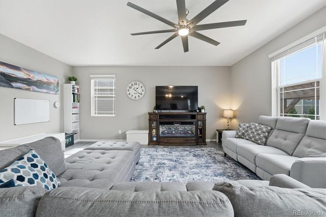 6047 N Halifax Court, Aurora, CO 80019