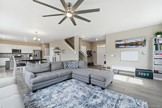 6047 N Halifax Court, Aurora, CO 80019