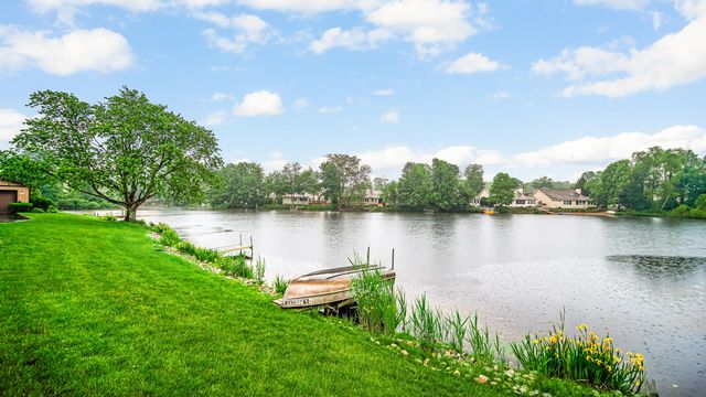 2209 Island Drive, Michigan City, IN 46360
