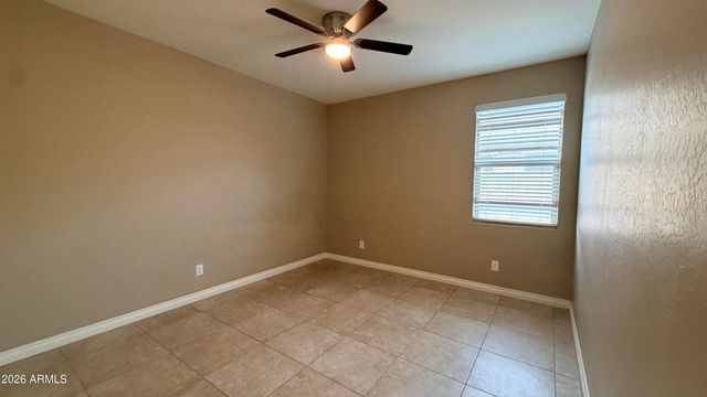 172 E CRESCENT Place, Chandler, AZ 85249