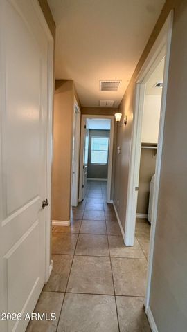 172 E CRESCENT Place, Chandler, AZ 85249