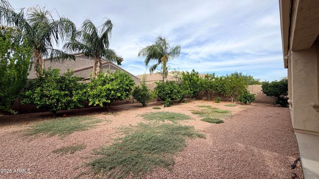 172 E CRESCENT Place, Chandler, AZ 85249