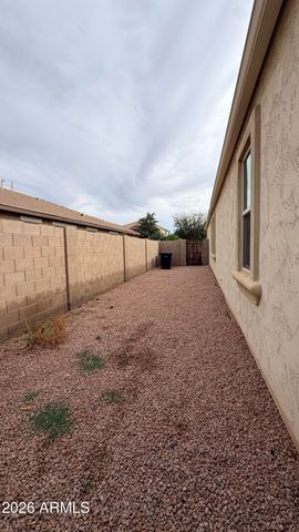 172 E CRESCENT Place, Chandler, AZ 85249