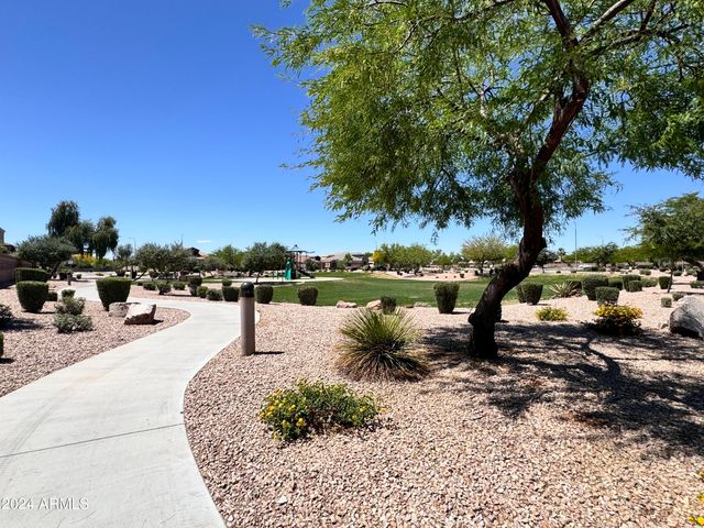 172 E CRESCENT Place, Chandler, AZ 85249