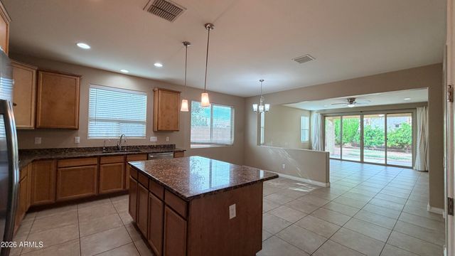 172 E CRESCENT Place, Chandler, AZ 85249