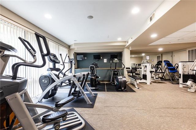 2626 Peachtree Road NW 706, Atlanta, GA 30305