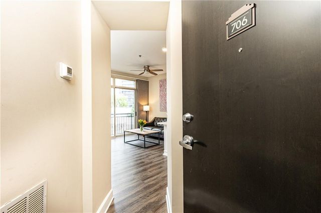 2626 Peachtree Road NW 706, Atlanta, GA 30305