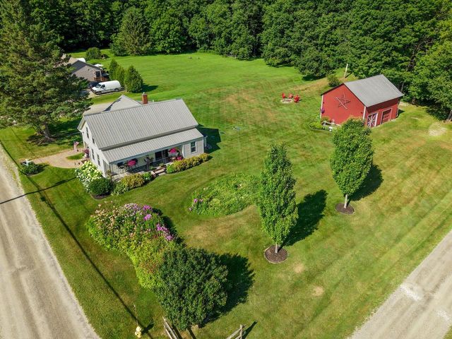 8 Dumas Road, Underhill, VT 05489