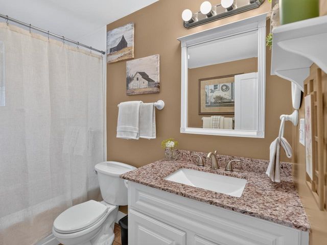 8 Dumas Road, Underhill, VT 05489