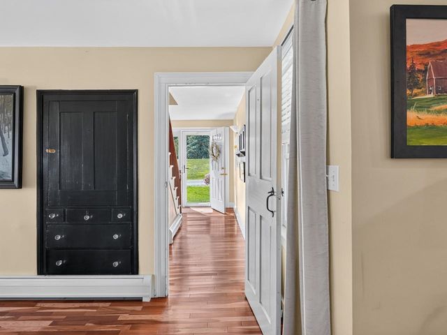 8 Dumas Road, Underhill, VT 05489