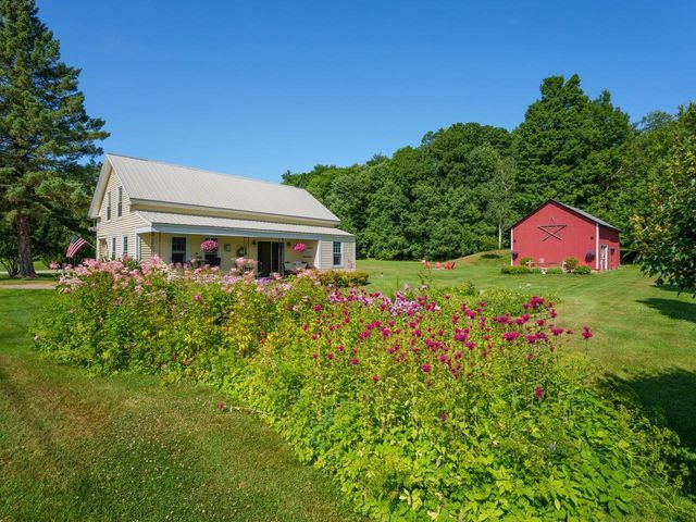 8 Dumas Road, Underhill, VT 05489