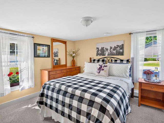 8 Dumas Road, Underhill, VT 05489