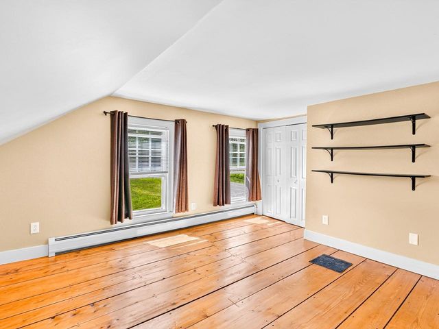 8 Dumas Road, Underhill, VT 05489