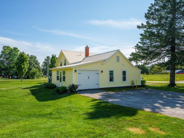 8 Dumas Road, Underhill, VT 05489
