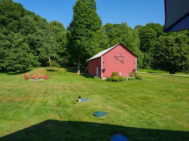 8 Dumas Road, Underhill, VT 05489