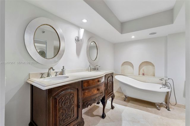3500 Mystic Pointe Drive 1407, Aventura, FL 33180