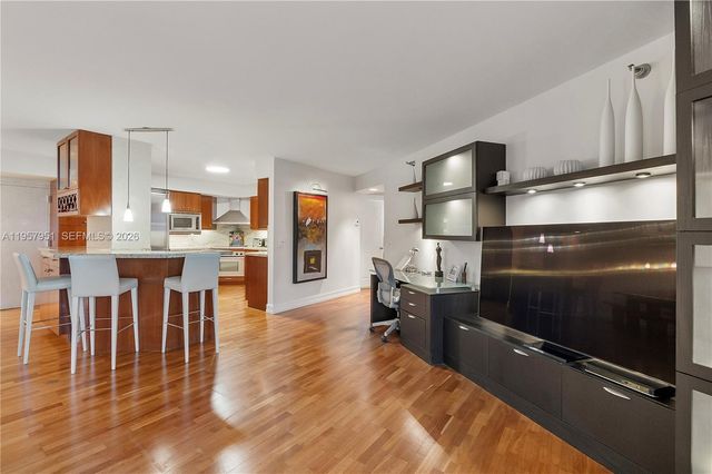 3500 Mystic Pointe Drive 1407, Aventura, FL 33180
