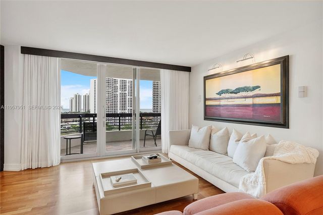 3500 Mystic Pointe Drive 1407, Aventura, FL 33180