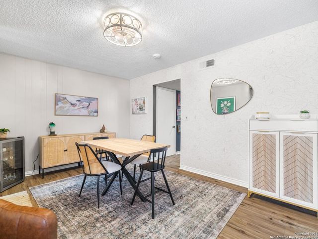 7906 Winsford, San Antonio, TX 78239