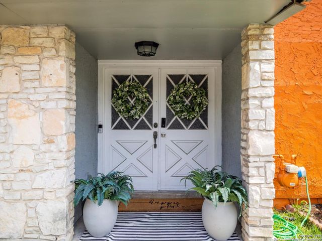 7906 Winsford, San Antonio, TX 78239