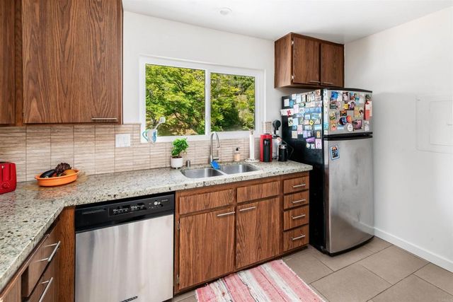4239 Vista Del Rio Way 6, Oceanside, CA 92057
