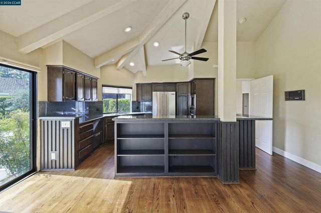 51 Deer Meadow Ln, Danville, CA 94506