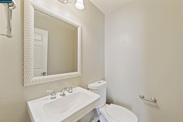 51 Deer Meadow Ln, Danville, CA 94506